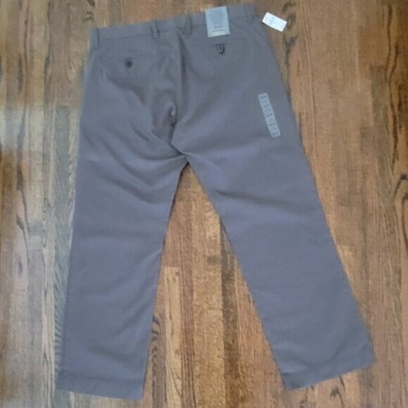 New GAP Brand New With Tags Khaki Pants Gray Men's 36 x 30 Classic Straight - Picture 4 of 13